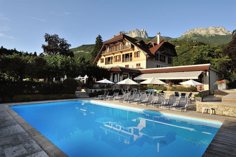Hotel Le Cottage Bise Таллуар Екстер'єр фото